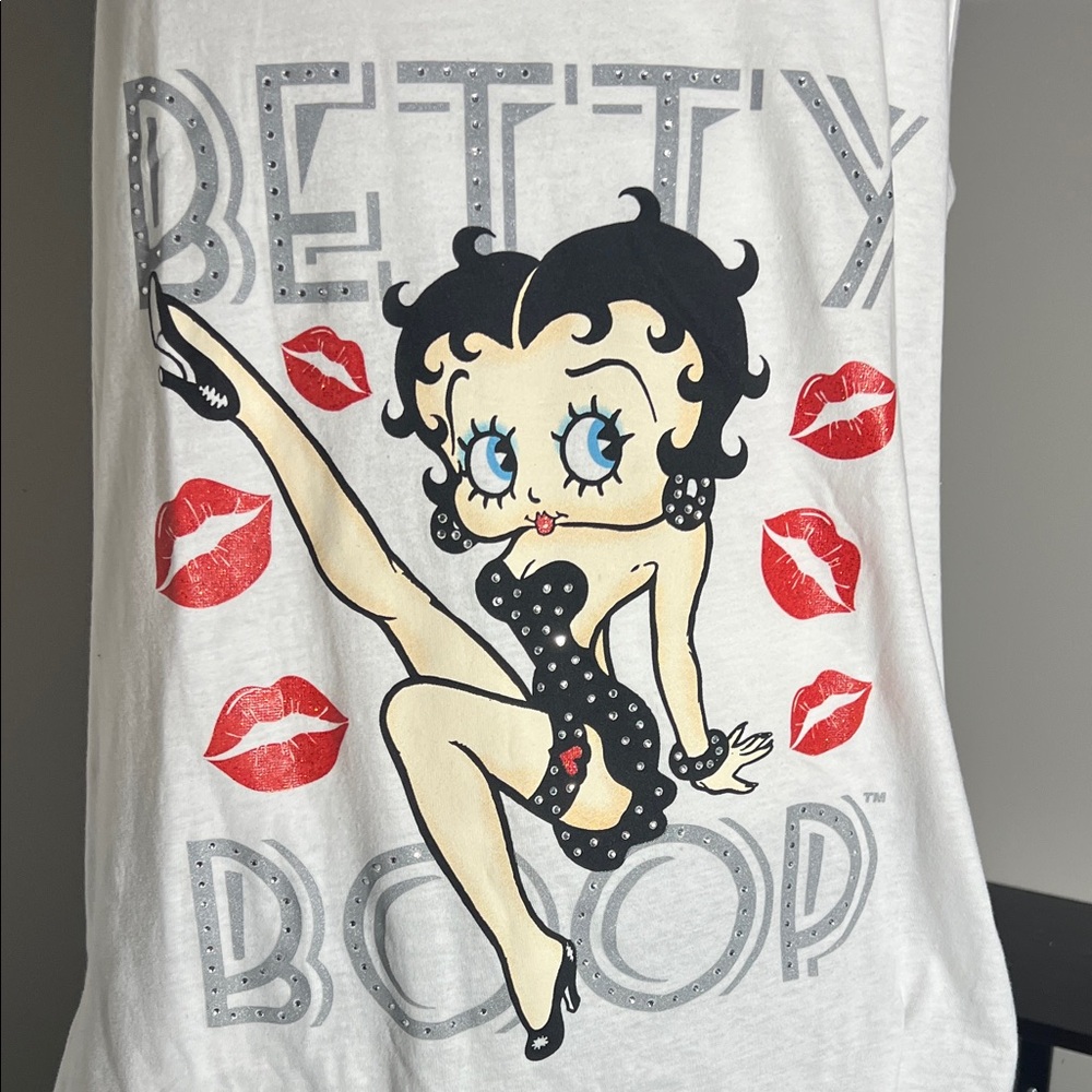 Women's White Betty Boop Graphic Tank Top